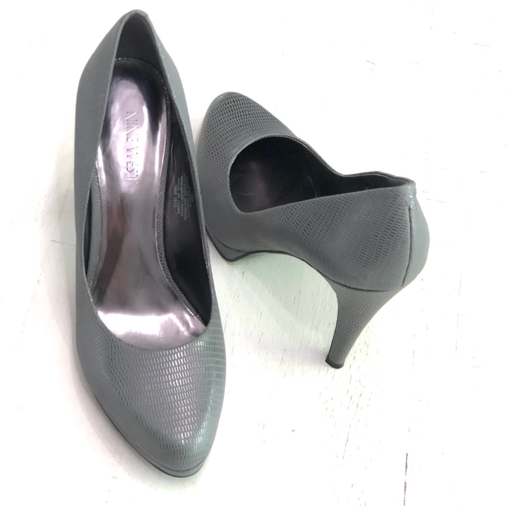 Nine West Rochao  Grey Heels Sz 9M - Picture 10 of 12